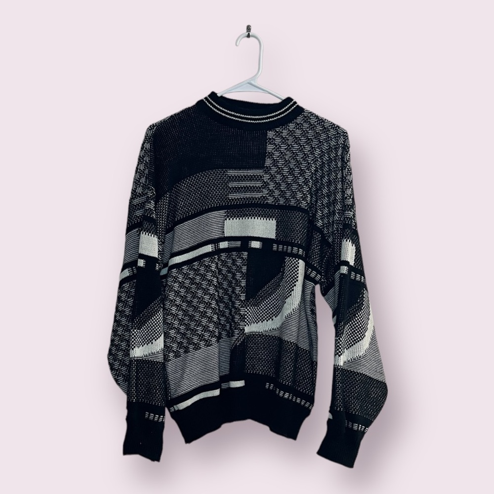 VINTAGE 80s Patterned B&W Sweater